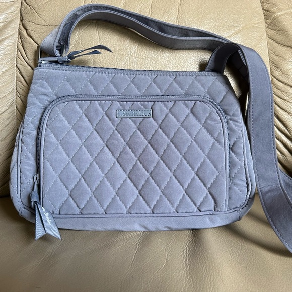 VERA BRADLEY RFID Little Hipster Crossbody Microfiber Gray $95 EUC - Picture 1 of 14